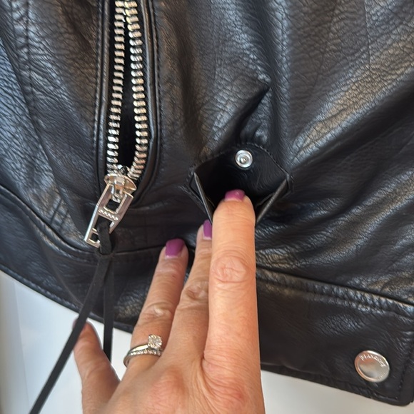 Blank NYC The Essentials Women's Jacket Size M Moto Vegan Black Leather Chrome - Picture 5 of 16